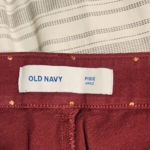 Old Navy Pixie Ankle Pants in Deep Red